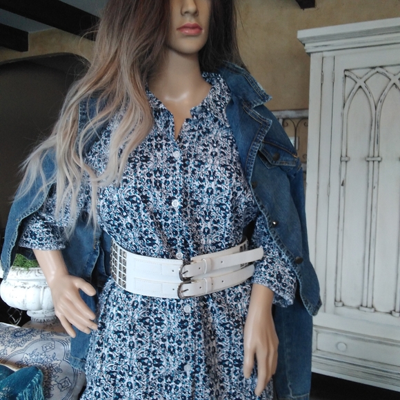 Outfit - Picture 6 of 6